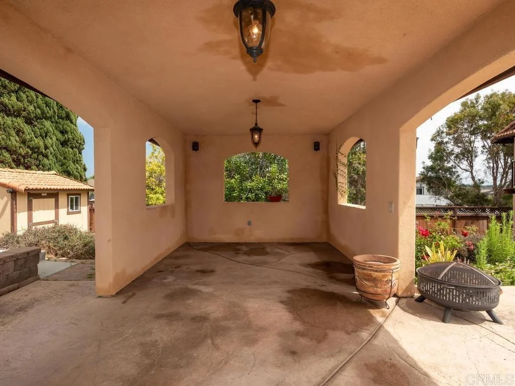 Photo of 4798 Hillside Drive