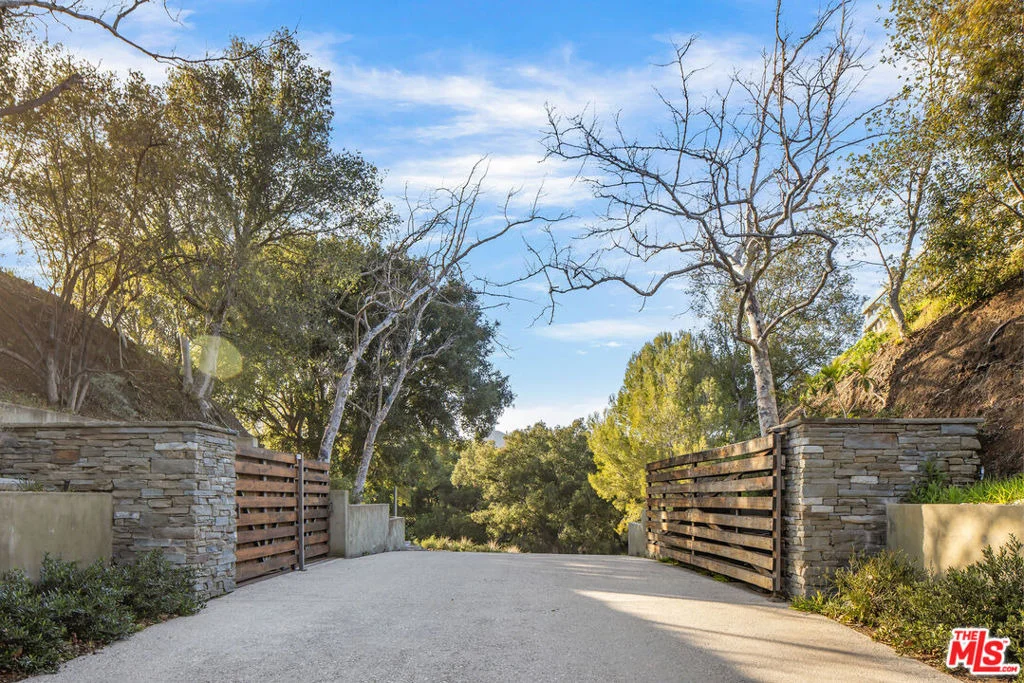 Photo of 715 Crater Camp Drive