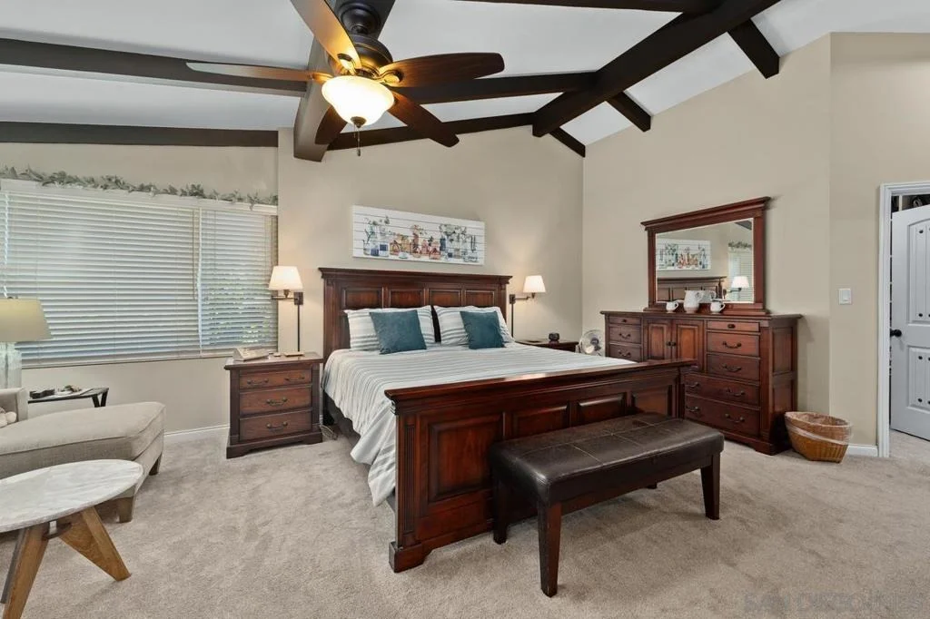 Photo of 9865 Edgelake Drive