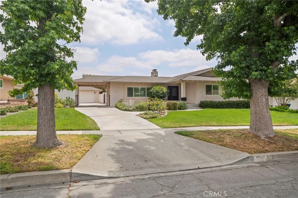 Photo of 1382 N Ukiah