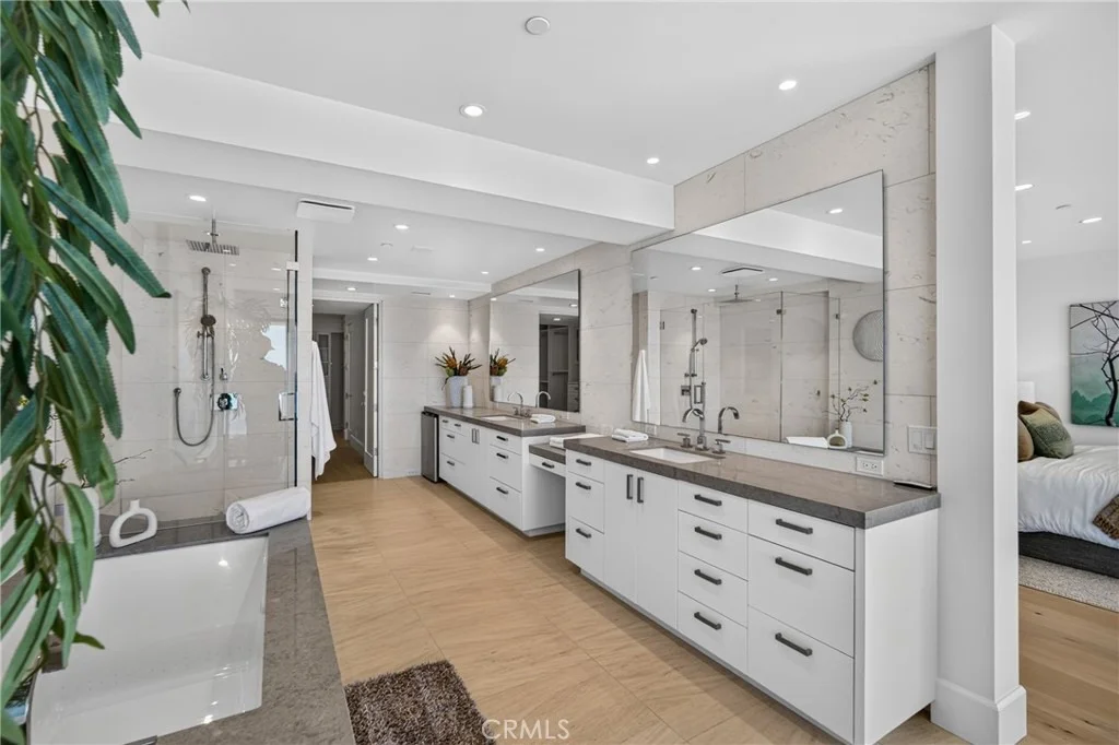 Photo of 33 Bay Drive