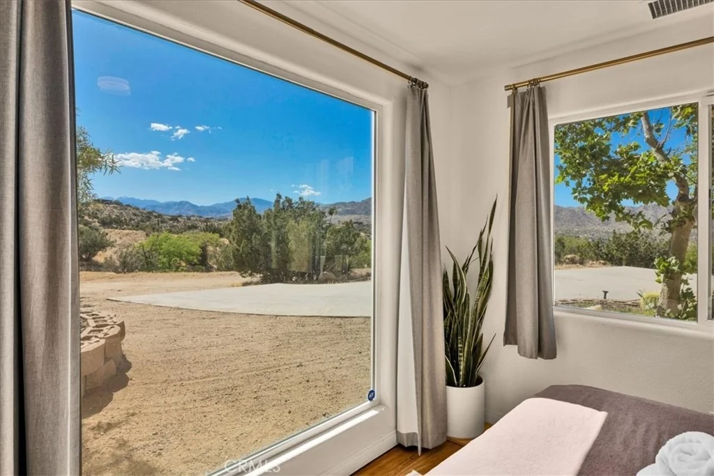 Photo of 55183 Cooper Lane