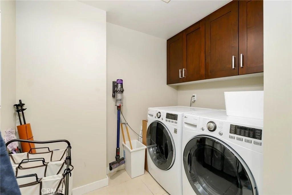 Photo of Unit 412 at 920 Granite Drive