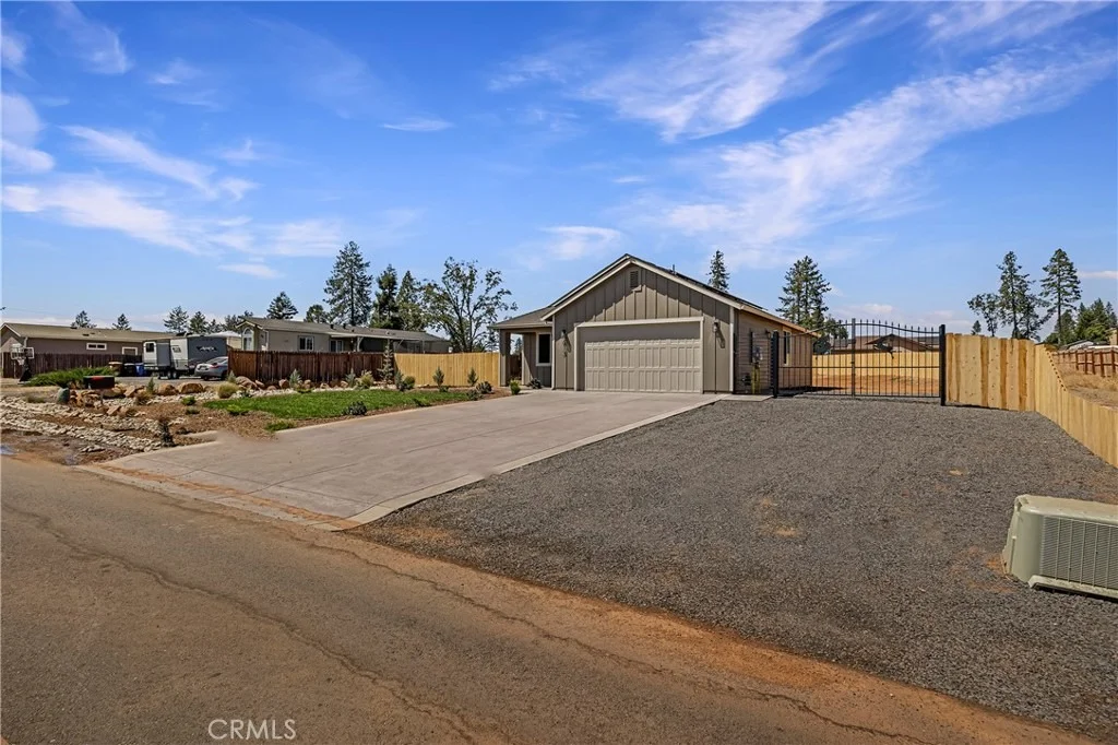 Photo of 613 Castle Drive
