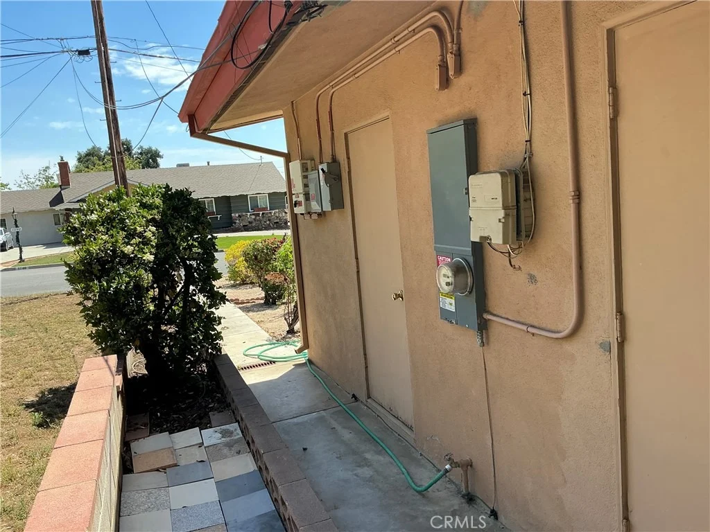 Photo of 11735 Peach Tree