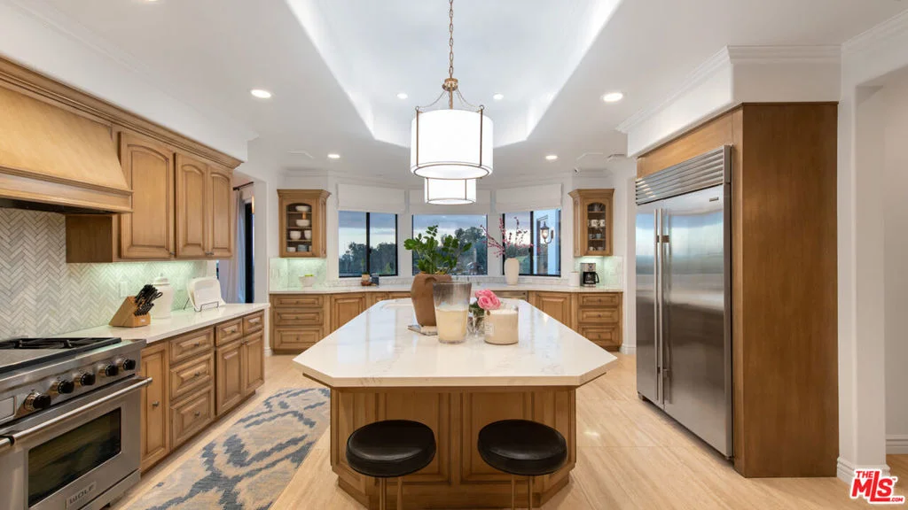 Photo of 6110 Merritt Drive
