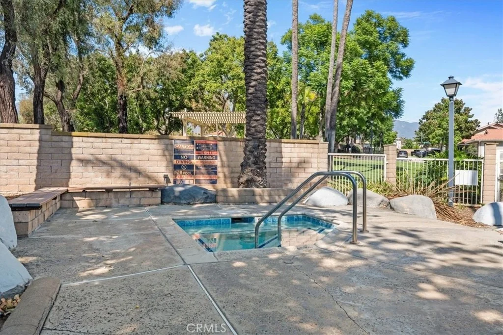 Photo of 1464 Augusta