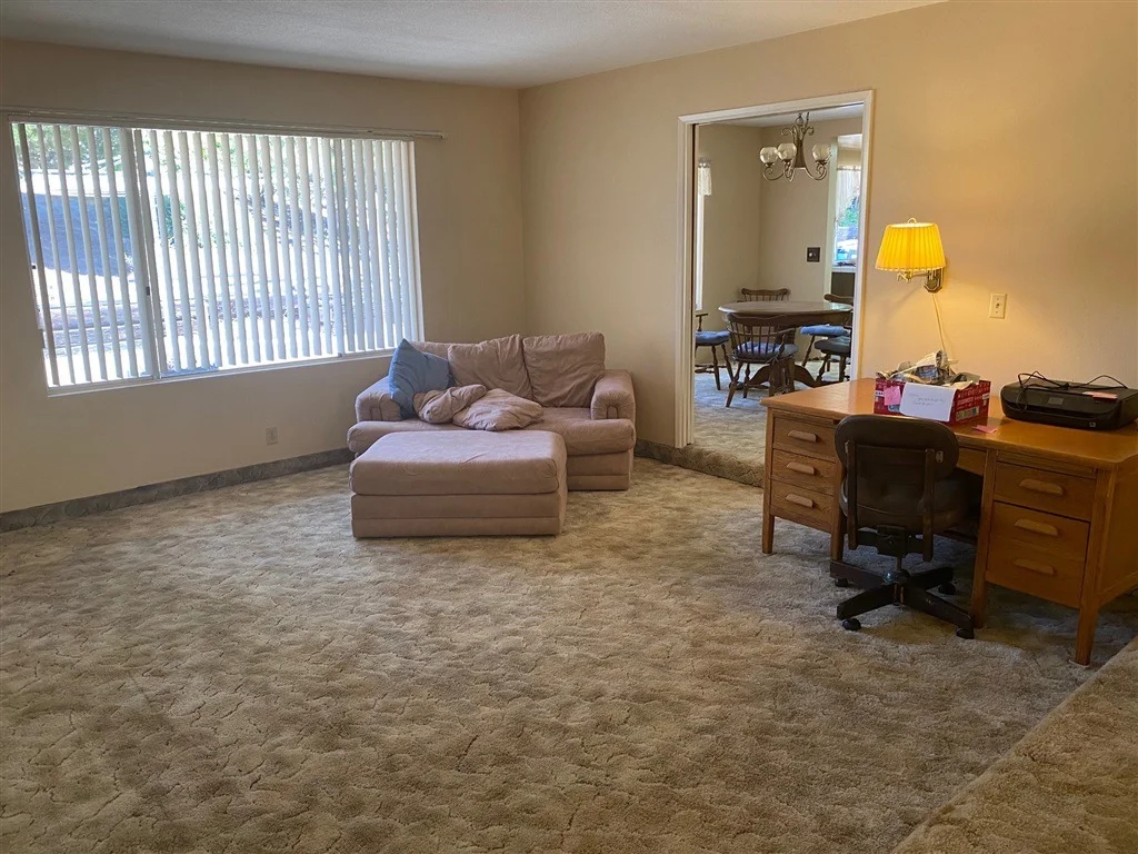 Photo of 1428 Midway Dr