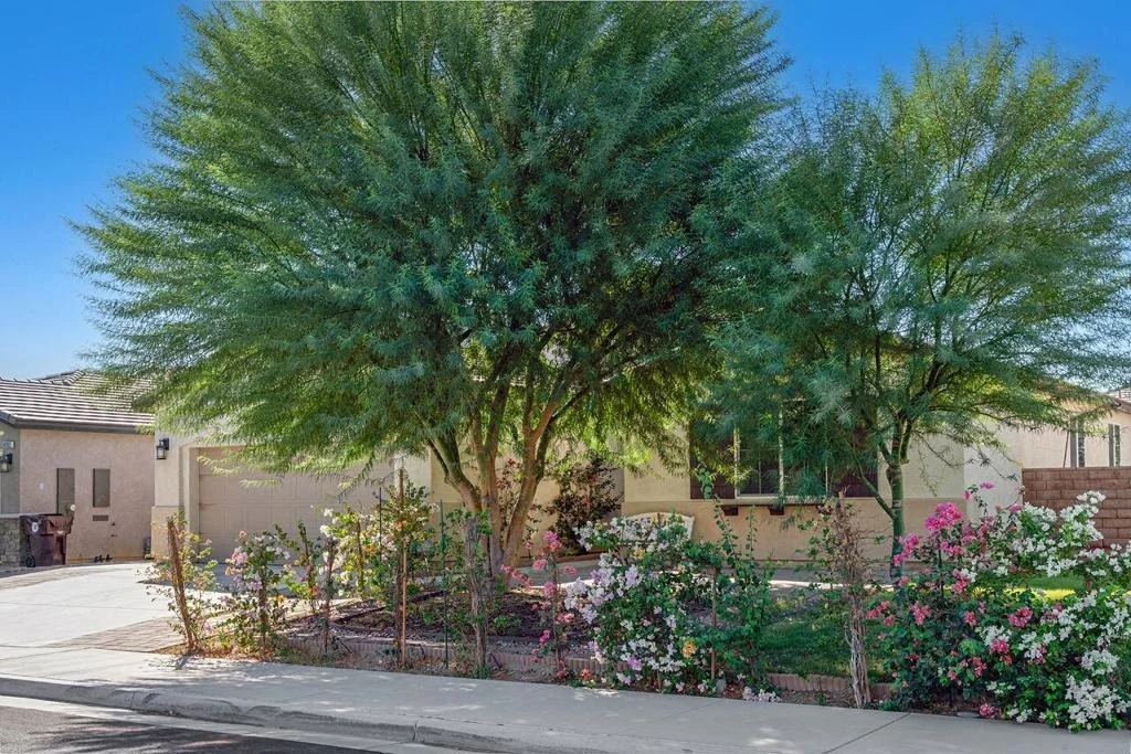 Photo of 82813 Longfellow Court