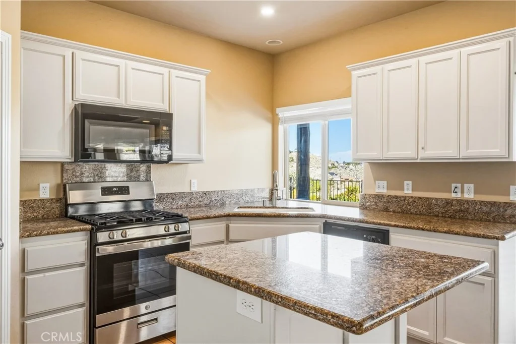 Photo of 6231 Mirlo
