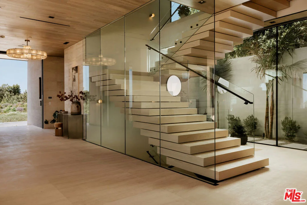 Photo of 1210 Chickory Lane