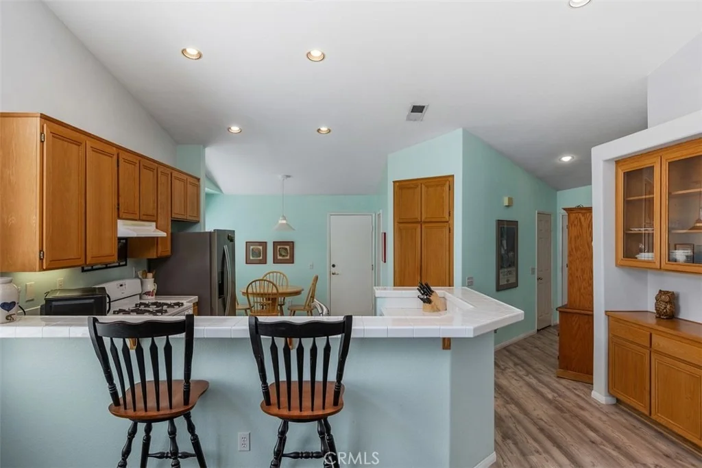 Photo of 4933 Lake Shore Court