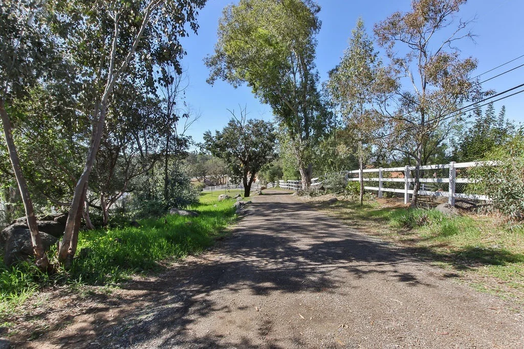 Photo of 1499 S Grade Rd