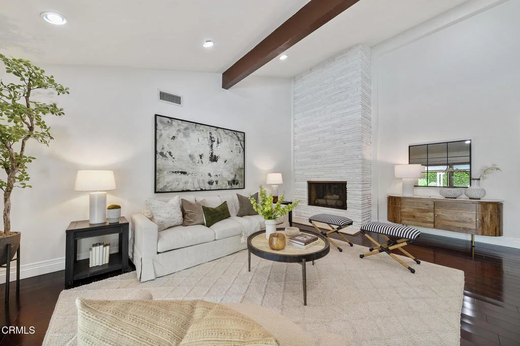 Photo of 1105 Alhambra Road