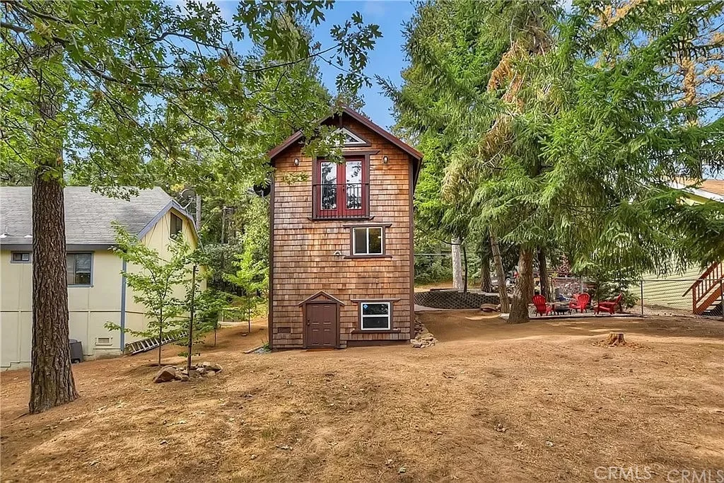Photo of 471 Willow Witch