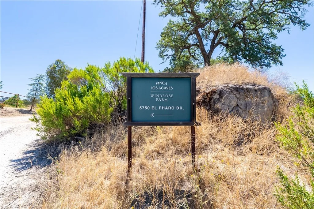 Photo of 5750 El Pharo