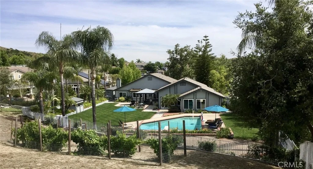 Photo of 5 Hedgeland