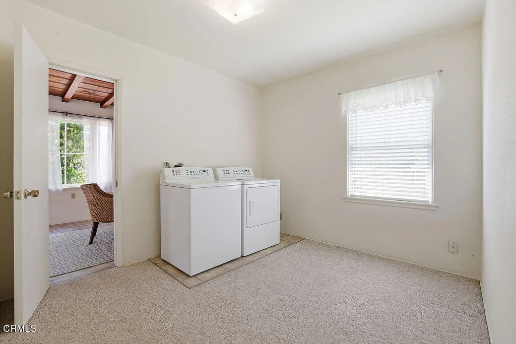 Photo of 78 W Loop Drive