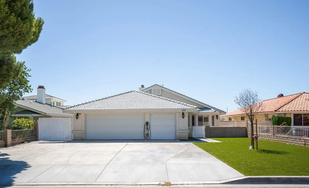 Photo of 26249 Fleet Lane