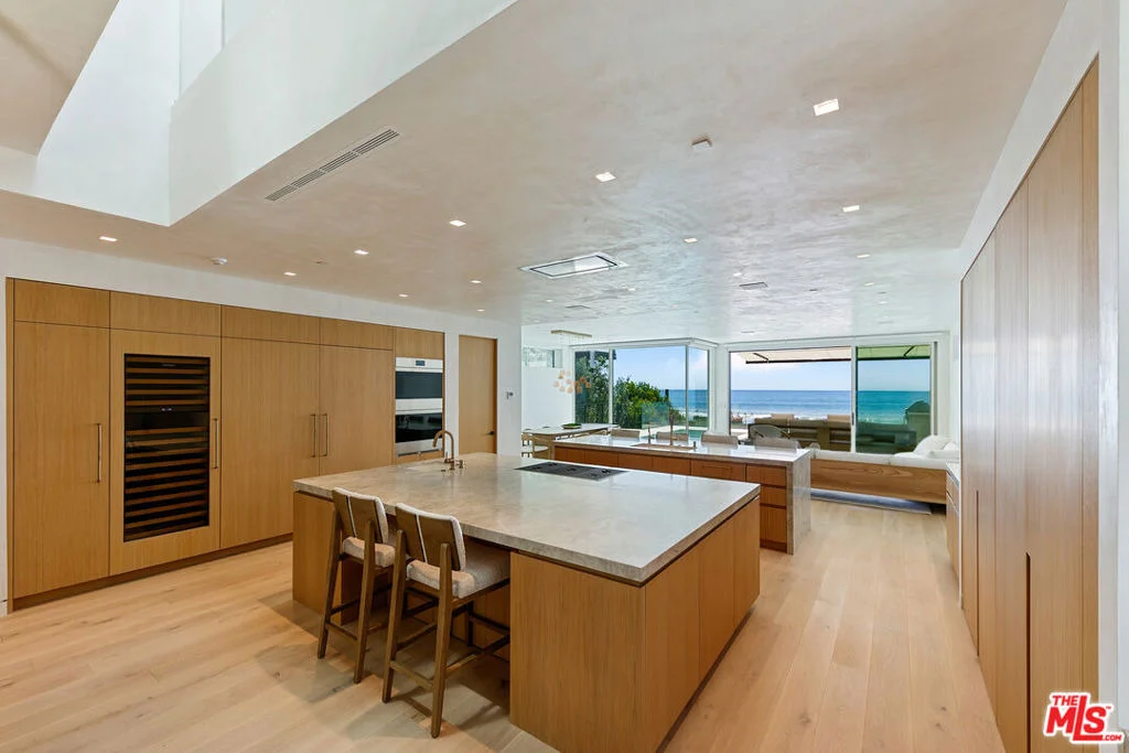 Photo of 31224 Broad Beach Road