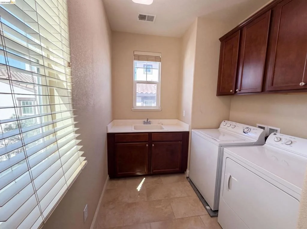 Photo of 3087 Vittoria Loop