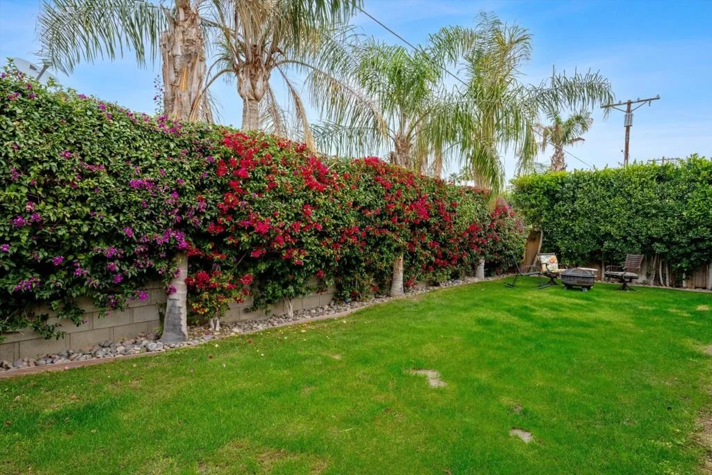 Photo of 78570 Bottlebrush Drive