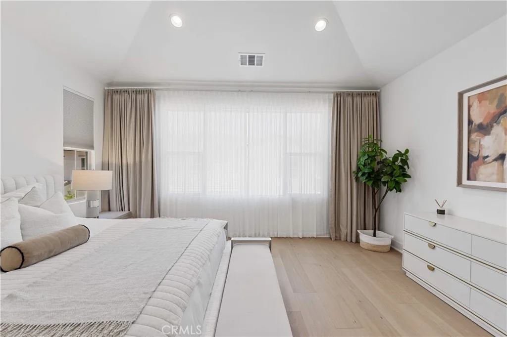 Photo of 149 Somera