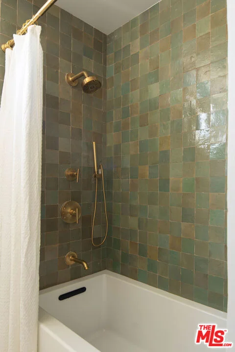 Photo of 2656 Locksley Place