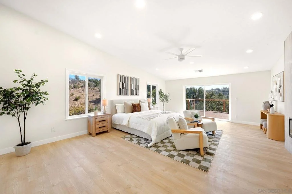 Photo of 2073 Willow Glen