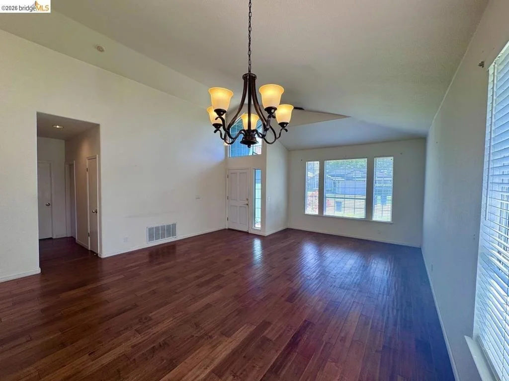 Photo of 5001 Meadow Pass Way