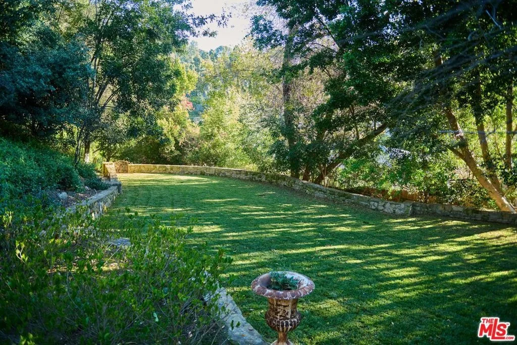 Photo of 9631 Cedarbrook Drive