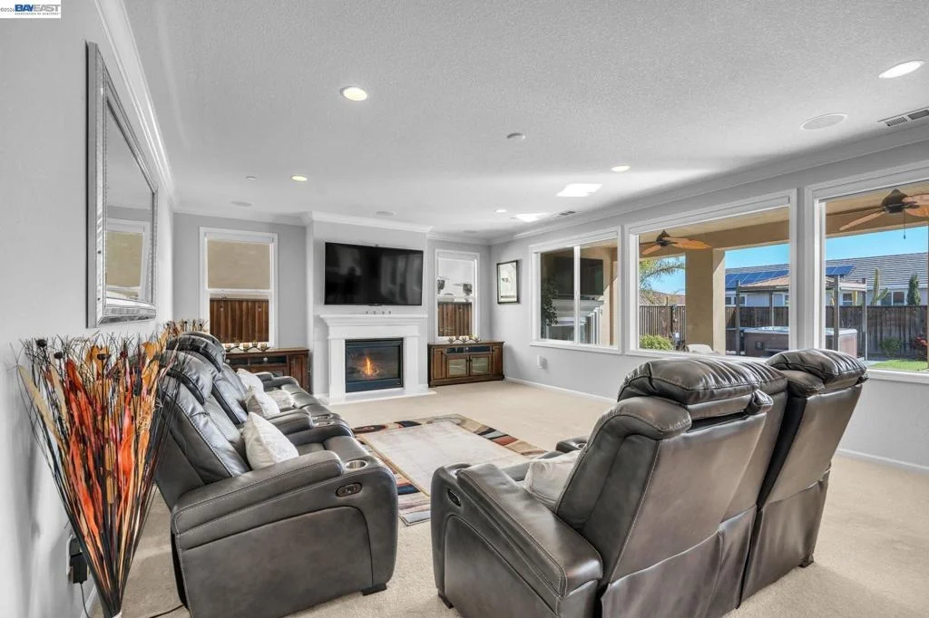 Photo of 4061 Sarasta Bay Dr