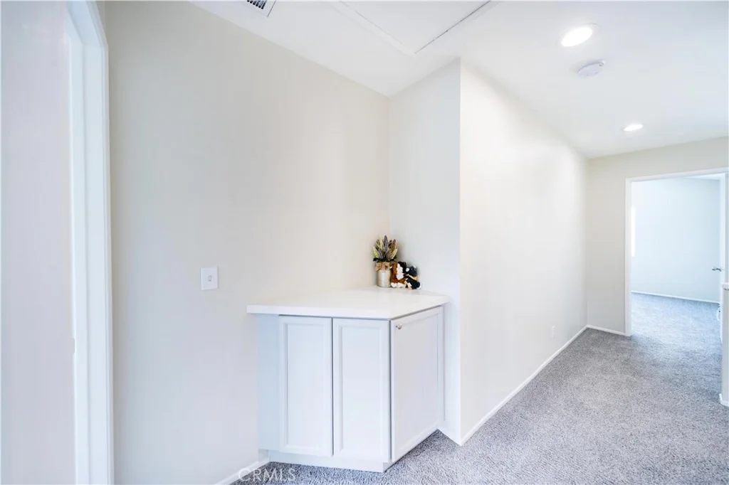 Photo of 877 Willowcreek