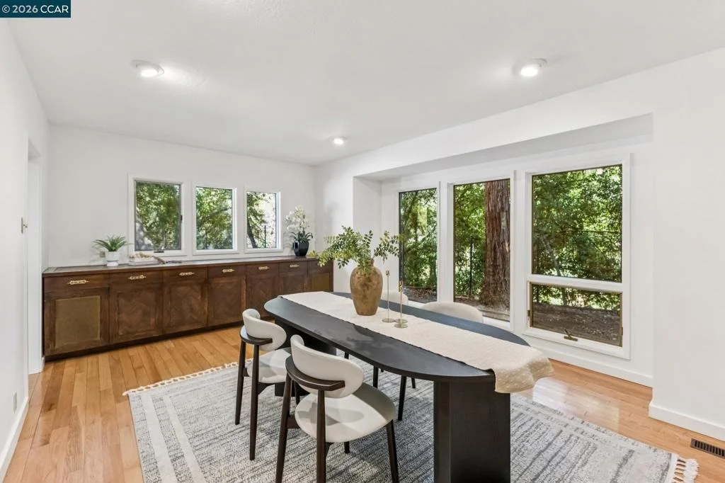 Photo of 3686 Happy Valley Rd