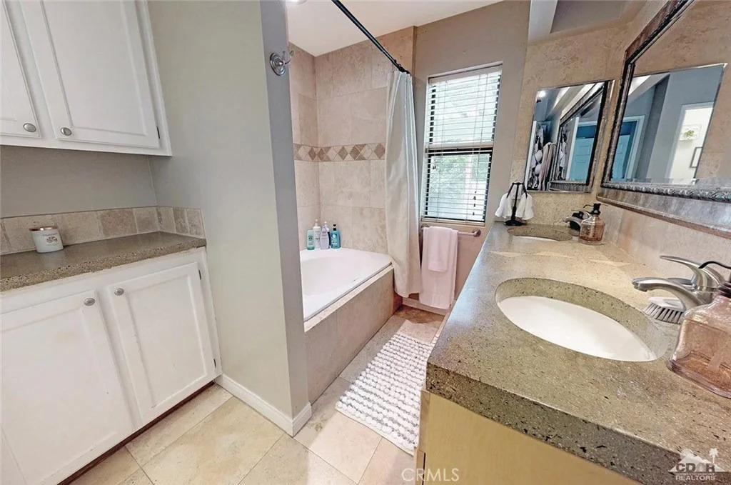 Photo of 43564 Warner Trail