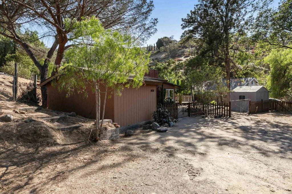 Photo of 8838 Cherry Road