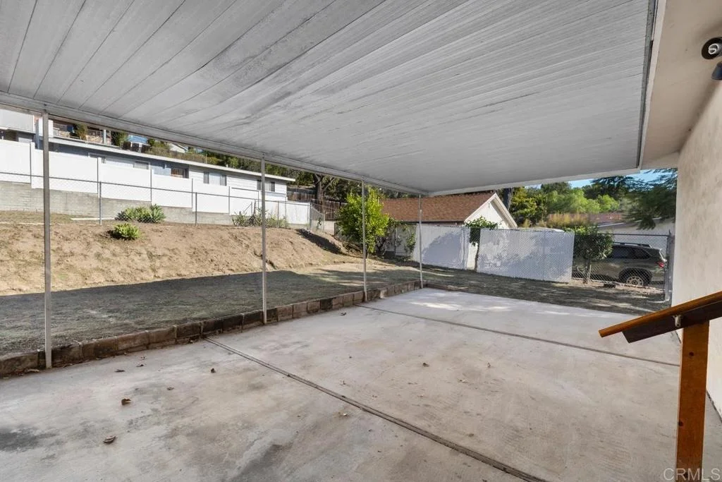 Photo of 2947 Helix Street