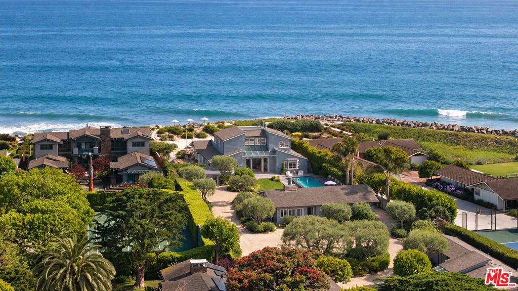 Photo of 4217 Avenue Del Mar
