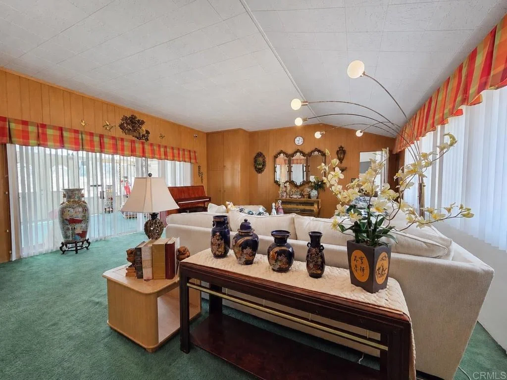 Photo of 1701 Acacia Lane