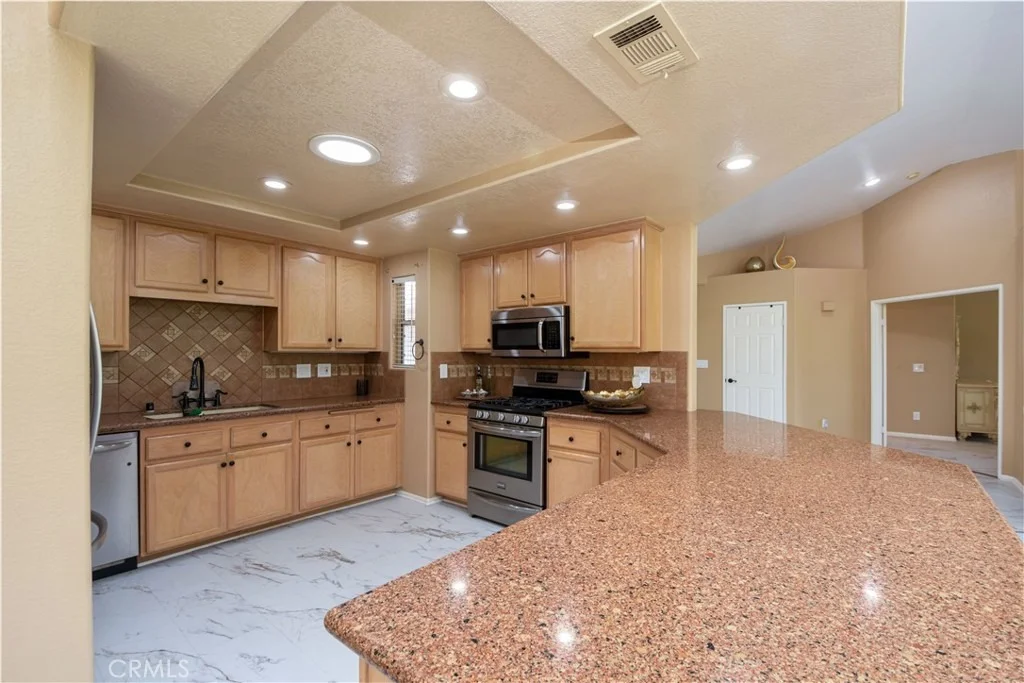 Photo of 2591 Peach Tree