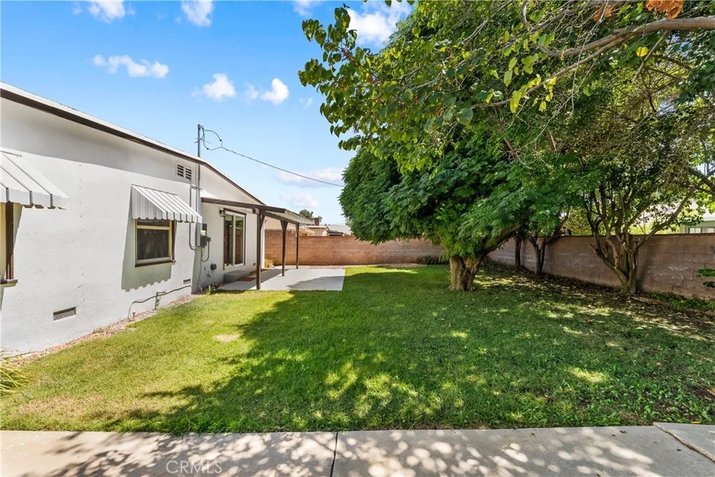 Photo of 1438 W Ivyton Street