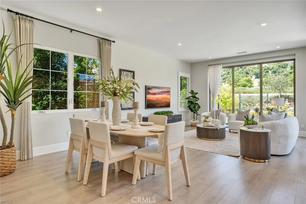 Photo of 152 Statura