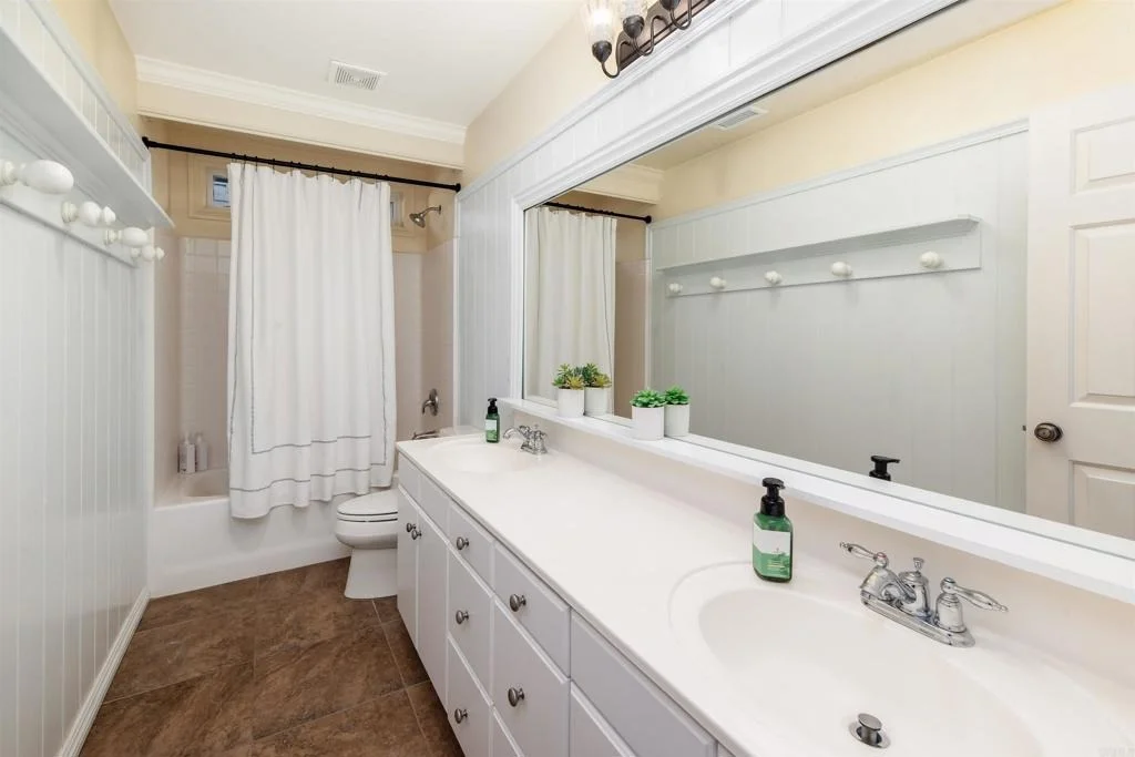 Photo of 46299 Jon William Way