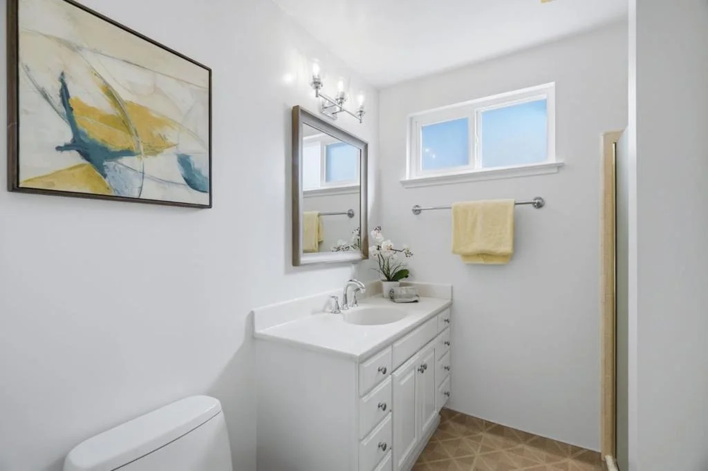 Photo of 4886 Clarendon Drive