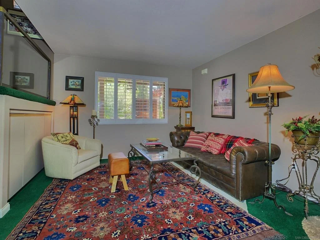 Photo of 1090 ELLEN LANE