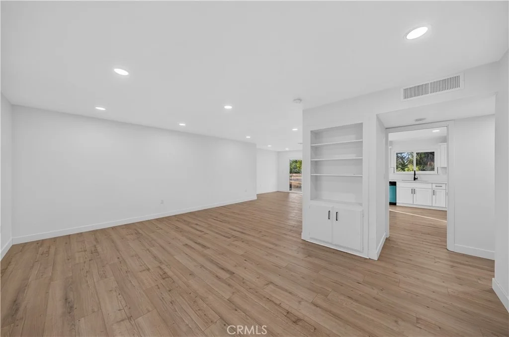 Photo of 26790 Oakmont Drive