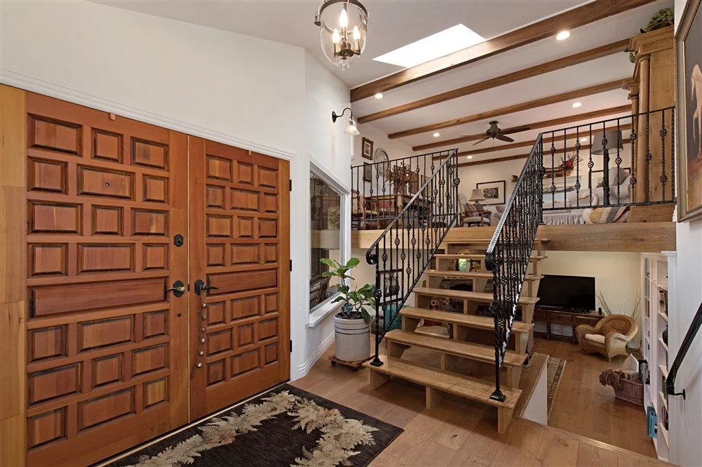 Photo of 837 Sunset Drive