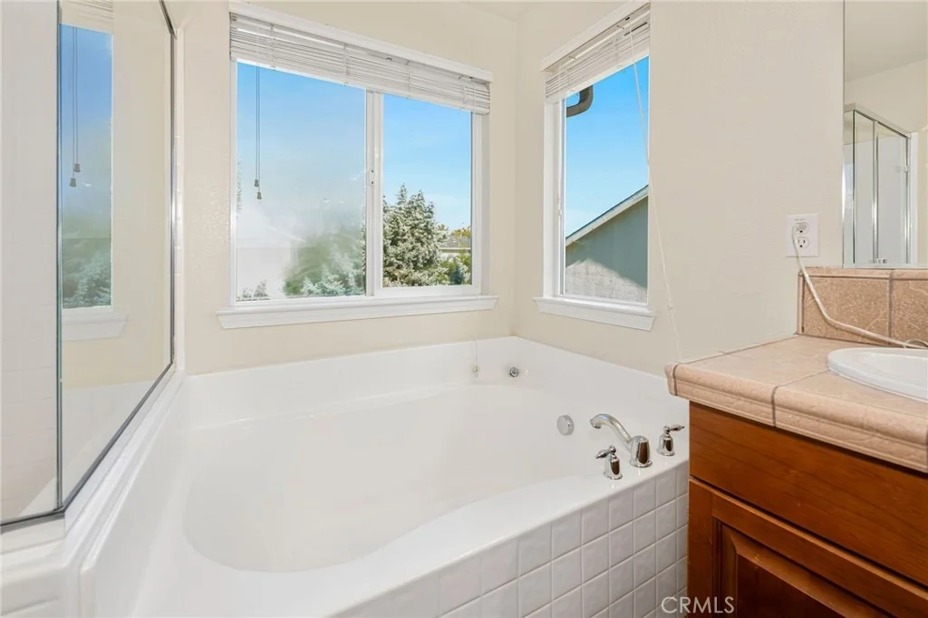 Photo of 634 Salomon Dr
