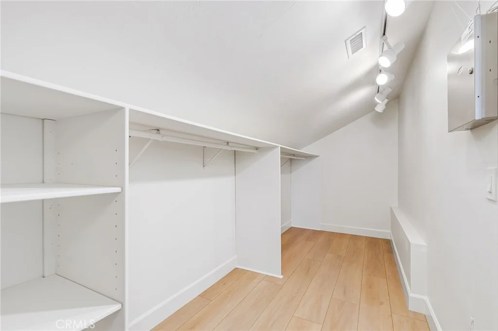 Photo of Unit 1 at 29 Orangegrove