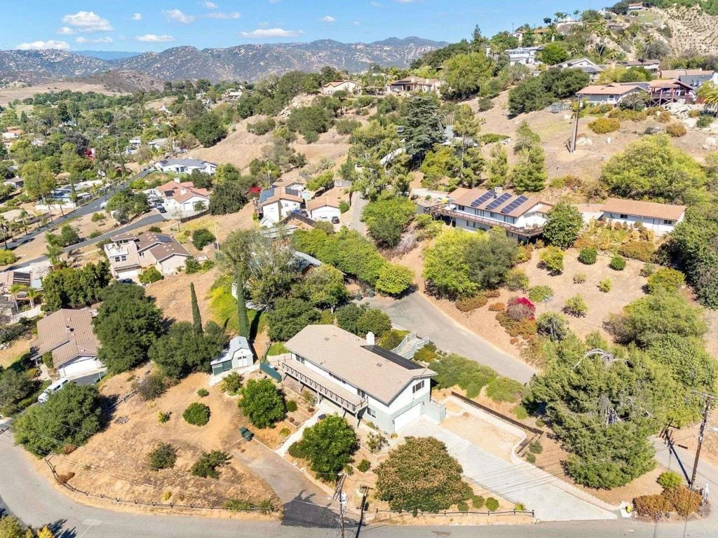 Photo of 2344 Big Pine Road